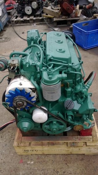 Volvo - Volvo Penta 2003 28hp Heat Exchanger Cooled Marine Diesel Engine