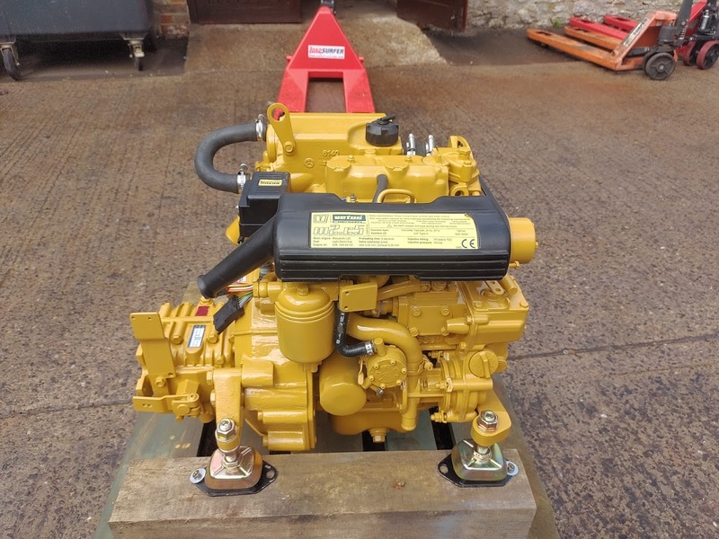 Vetus - Vetus M2C5 11hp Marine DIesel Engine Package (Only 400hrs)