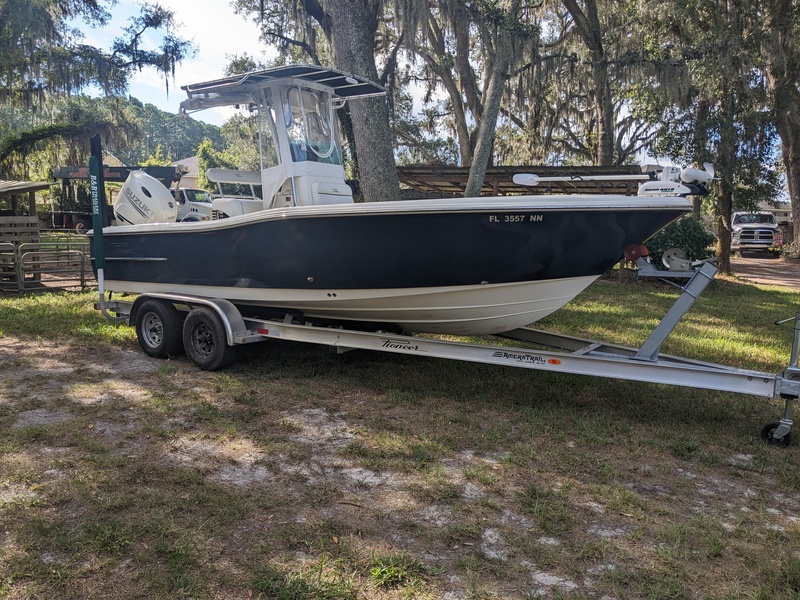 Pioneer - 220 Bay Sport