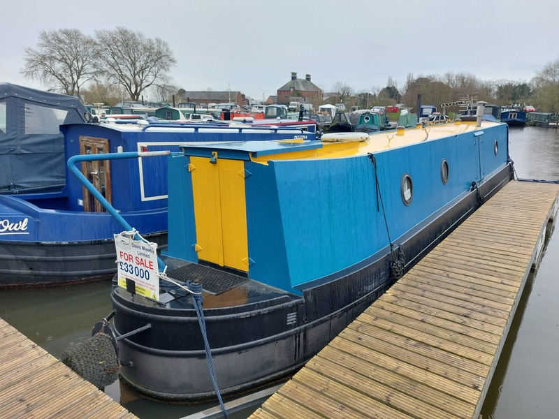 R & D - 40ft Narrowboat called Sir Kay