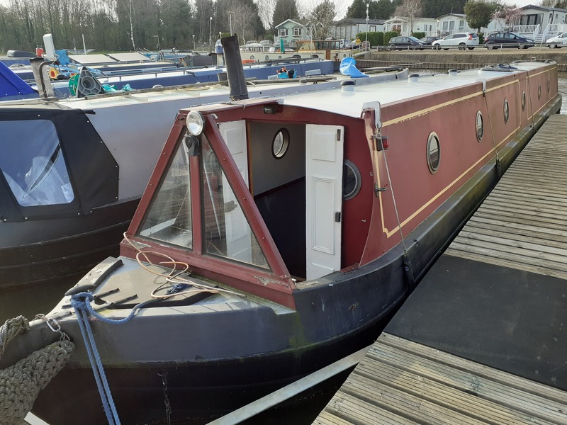 R & D Fabrications - 60ft Narrowboat called Stove Pipe Wells