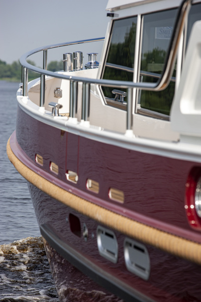 Smelne Yachts - Stevens 1600 Dutch Steel Trawler