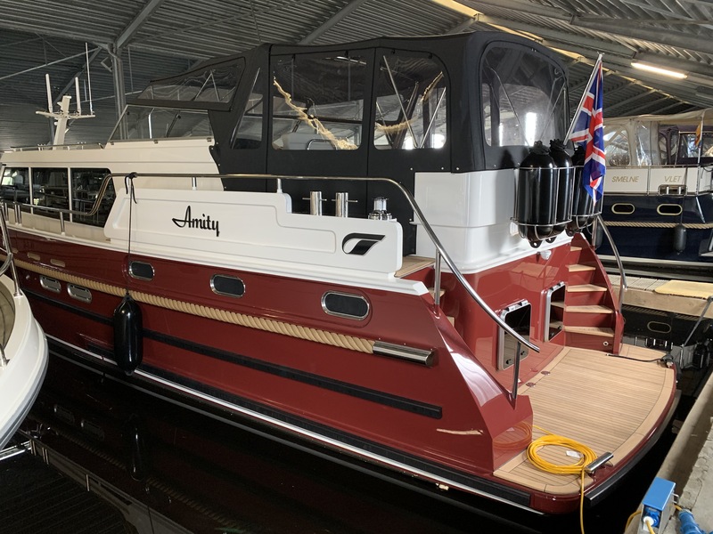 Smelne Yachts - Stevens 1600 Dutch Steel Trawler