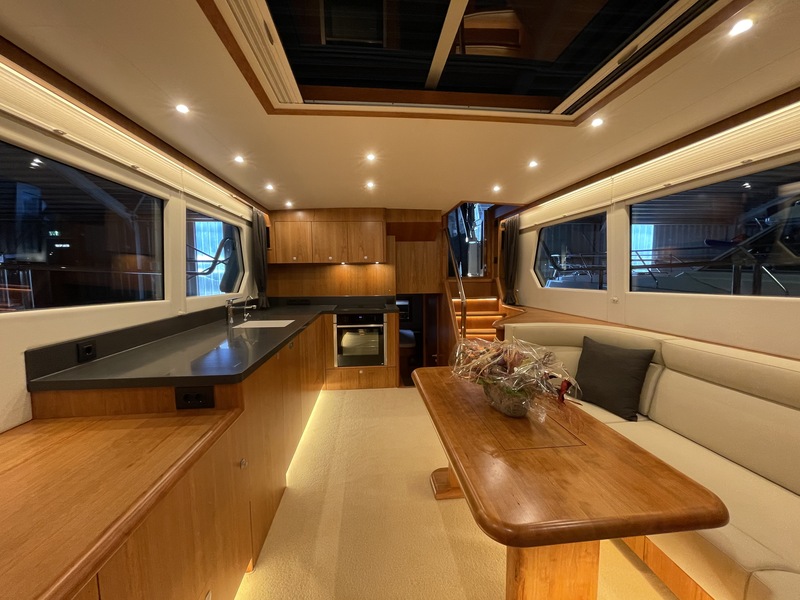 Smelne Yachts - Stevens 1600 Dutch Steel Trawler