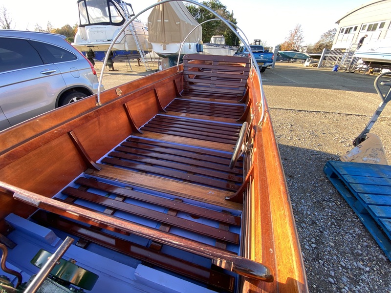 Custom Build - Classic Mahogany Punt