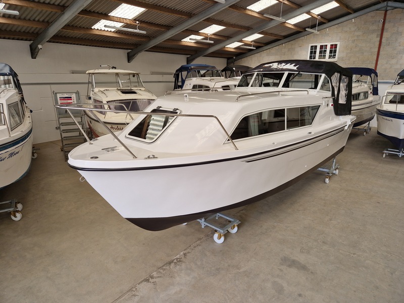 Viking - 260 Wide Beam Highline Spec